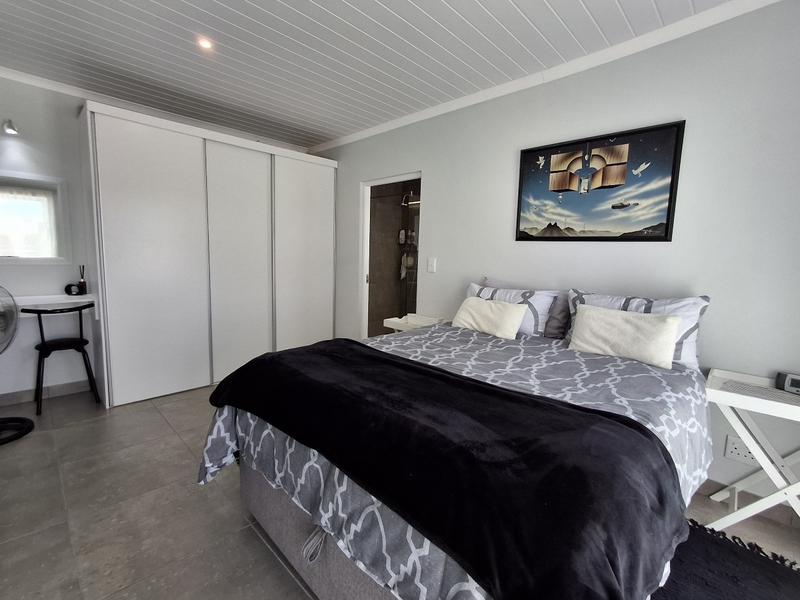 2 Bedroom Property for Sale in Lampiesbaai Western Cape